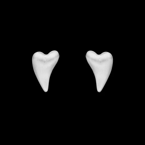 Brushed Heart, studs, silver