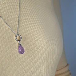 Halskæde m Lilla Amethyst drop sølv