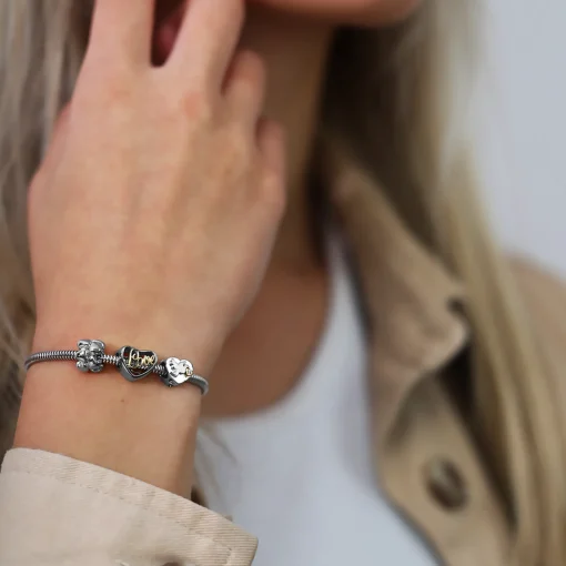 Køb Blessed | Fri Fragt | Tidløst Dansk Design