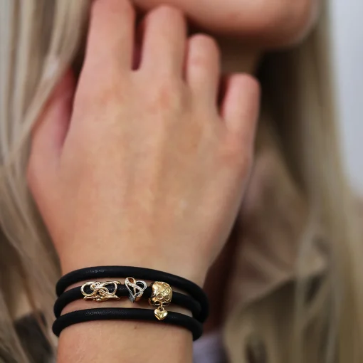 Køb Heart with Eternity | Fri Fragt | Tidløst Dansk Design