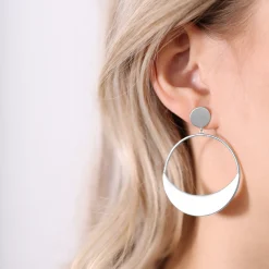 Køb Moon Stud Hoops | Fri Fragt | Tidløst Dansk Design