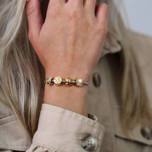 Køb The Moon | Fri Fragt | Tidløst Dansk Design