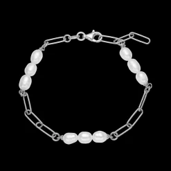 Linked bracelet