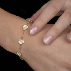Marguerites bracelet