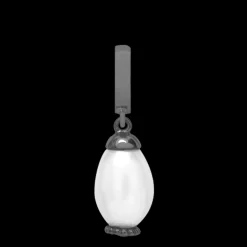 Pearl drop white, black ruth silver