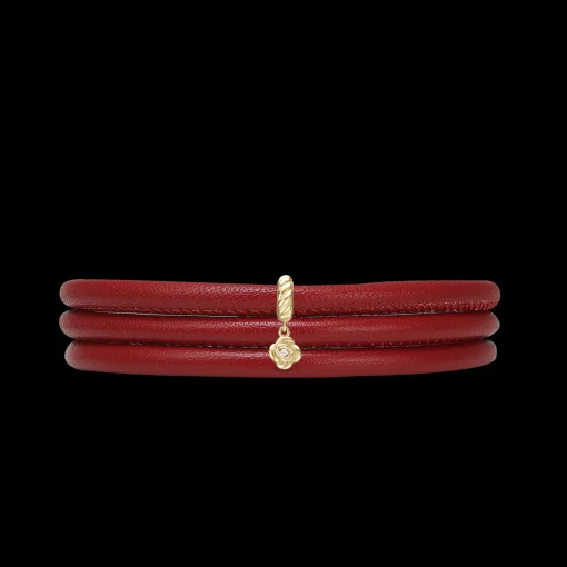 Slim læderarmbånd med charm - Spar op til 500,-